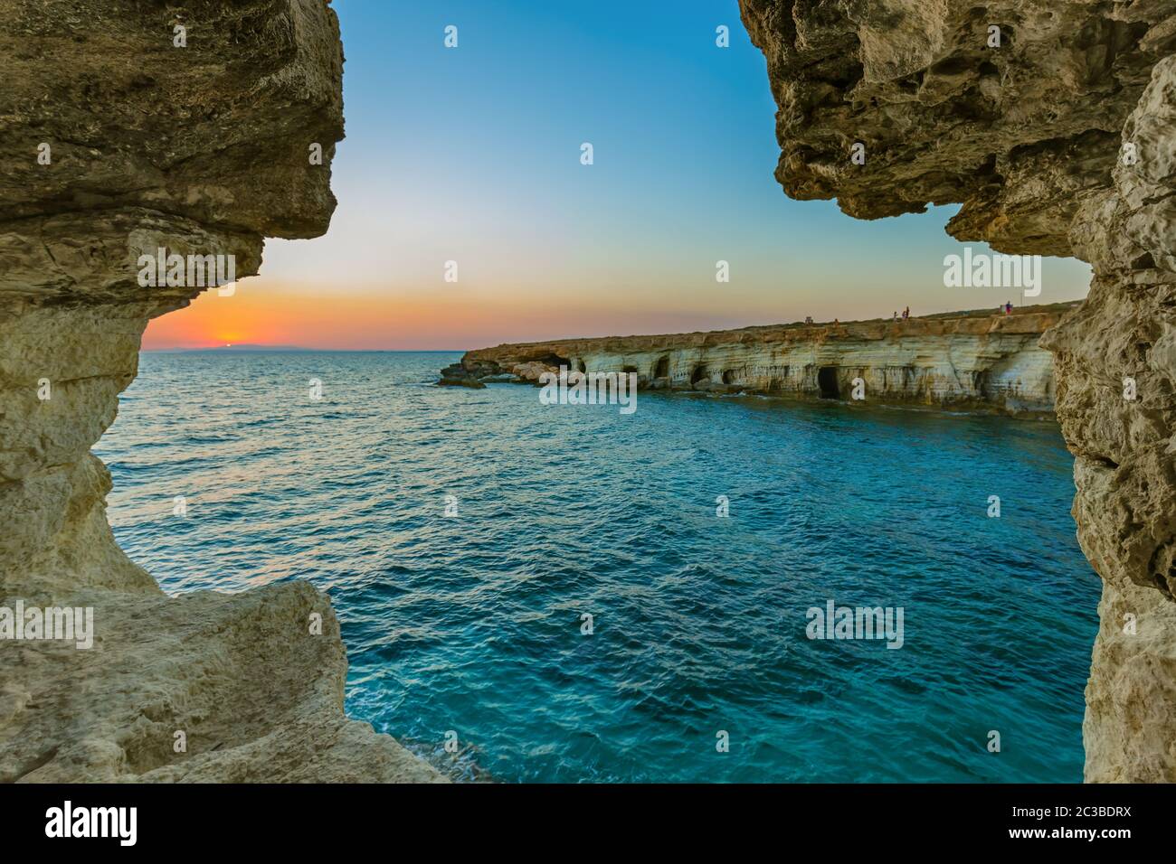 Famose grotte marine al tramonto ad Ayia Napa Cipro Foto Stock