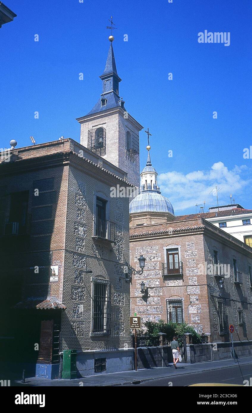 TORRE CAMPANARIO DE LA IGLESIA DE SAN GINES - SIGLO XVII Autore: RUIZ JUAN. LOCALITÀ: IGLESIA DE SAN GINES. MADRID. SPAGNA. Foto Stock