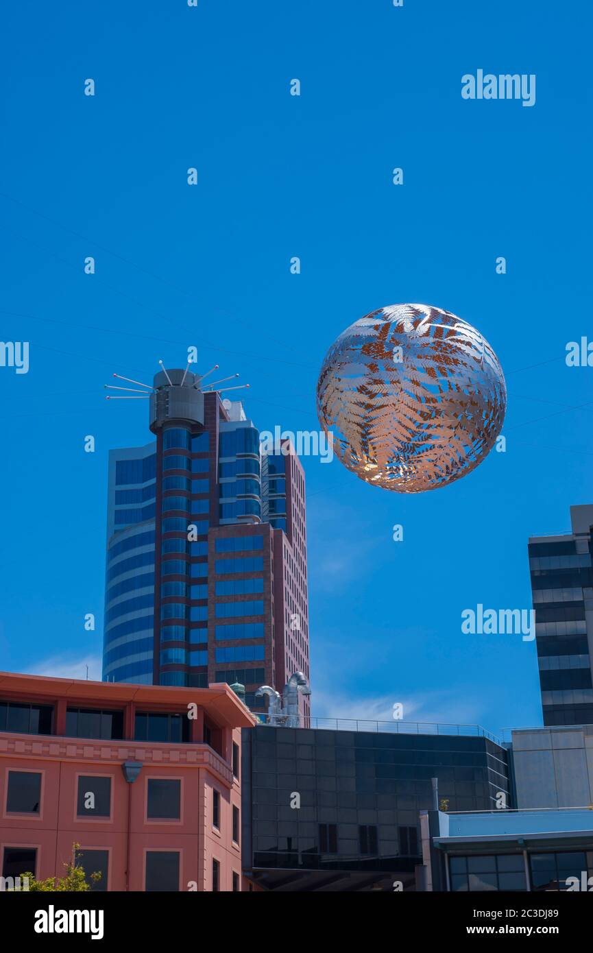 Opere d'arte al Civic Center sul lungomare della capitale Wellington, situato sulla punta meridionale dell'Isola del Nord in Nuova Zelanda. Foto Stock