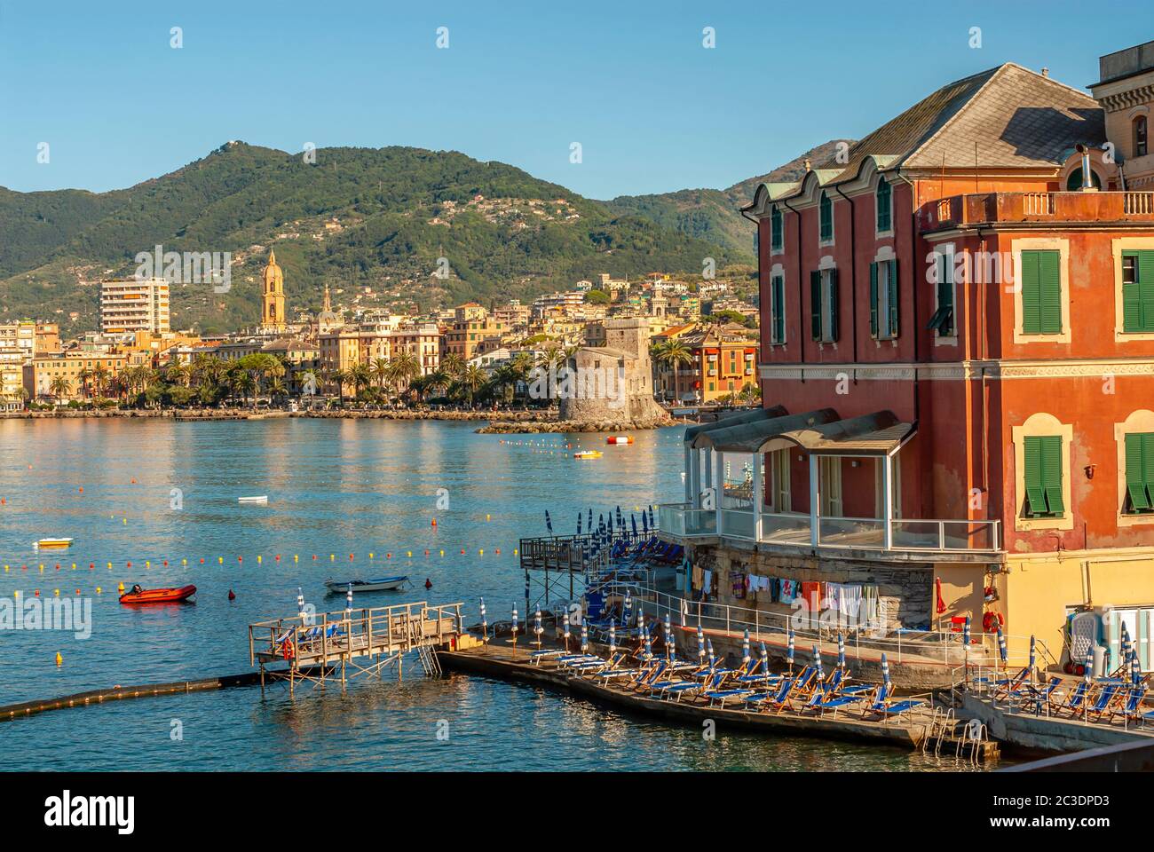Litorale panoramico a Rapallo, Liguria, Nord Ovest Italia Foto Stock