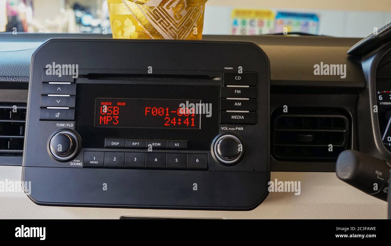 Chiudere l'autoradio Foto Stock