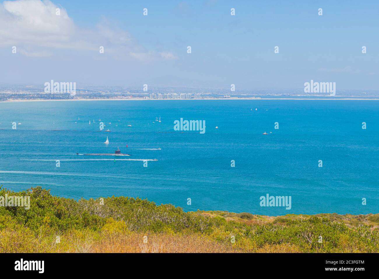 19 giugno 2020: La nave americana Scranton (SSN-756), un sottomarino nucleare, è vista dal Bayside Trail al Cabrillo National Monument a San Diego, California, venerdì 19 giugno 2020. Credit: Rishi Deka/ZUMA Wire/Alamy Live News Foto Stock