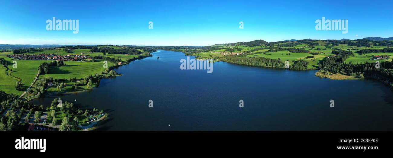 Il Rottachsee vicino Sulzberg è un serbatoio Foto Stock