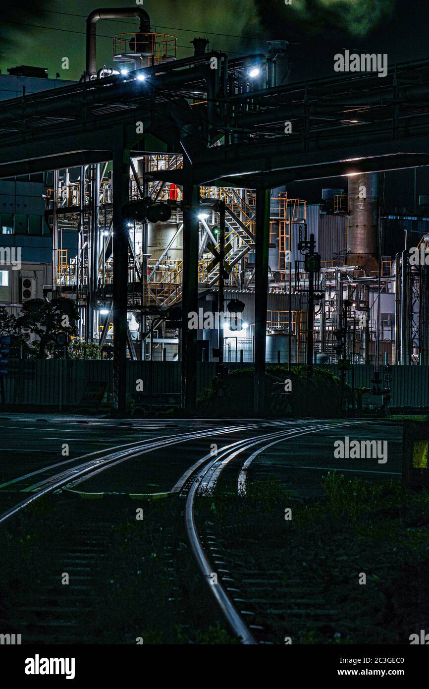 Vista notturna della fabbrica della zona industriale di Kawasaki Keihin Foto Stock