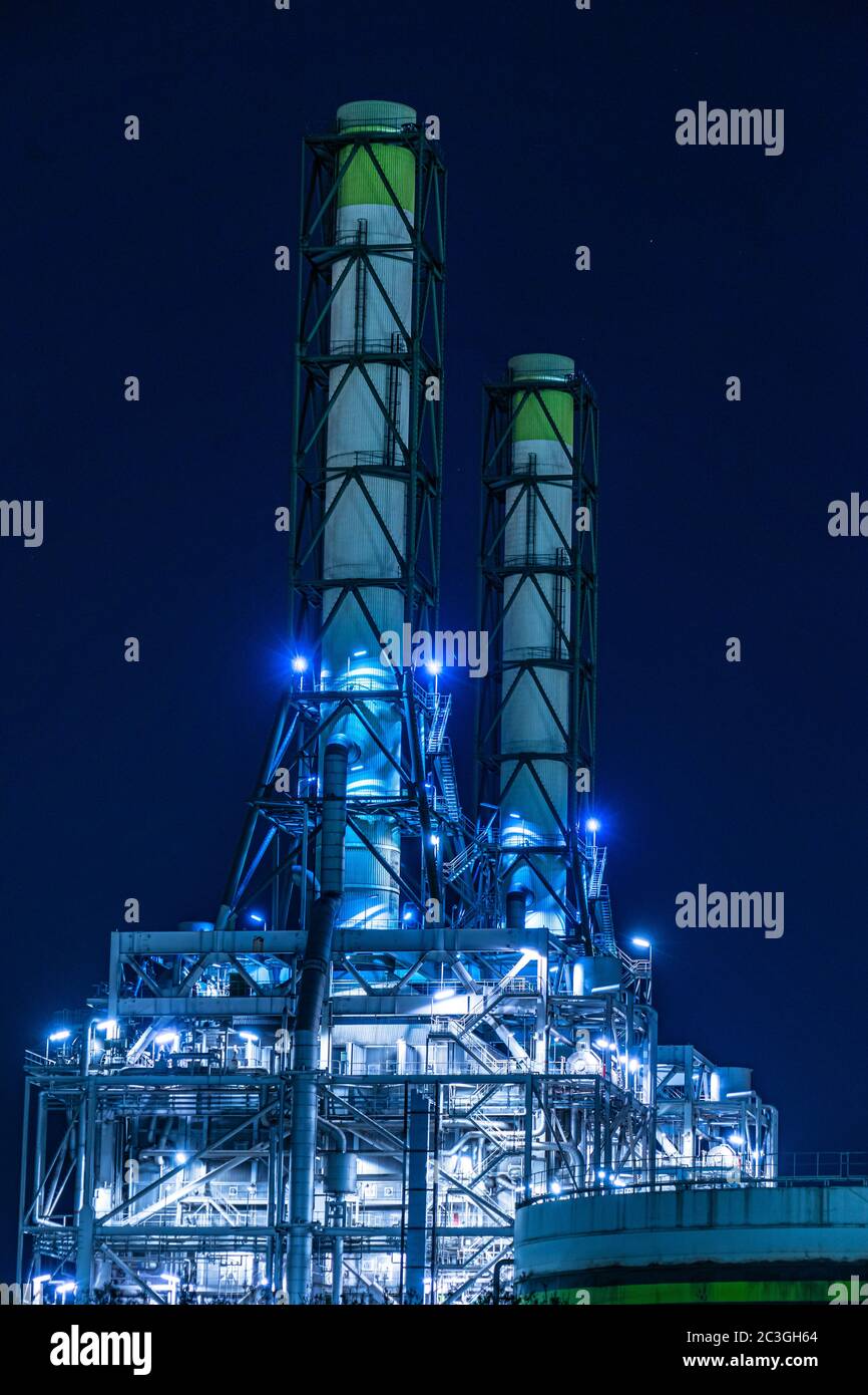 Vista notturna della fabbrica della zona industriale di Kawasaki Keihin Foto Stock