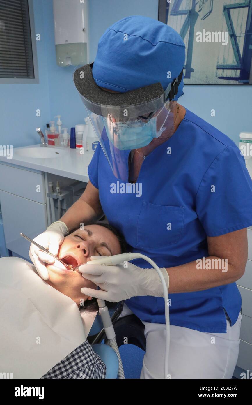 PULIZIA DEI DENTI Foto Stock