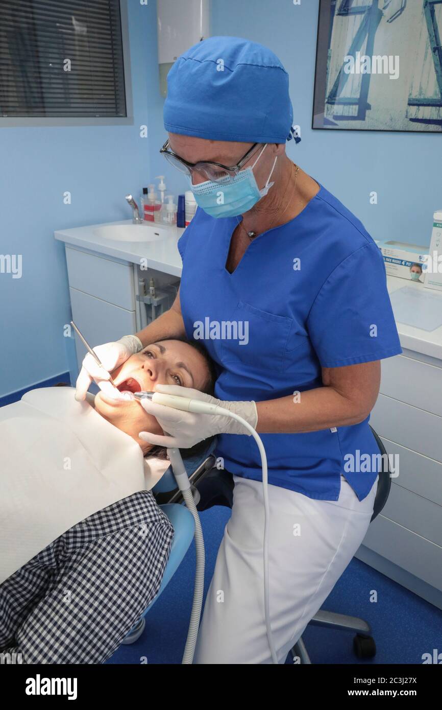PULIZIA DEI DENTI Foto Stock