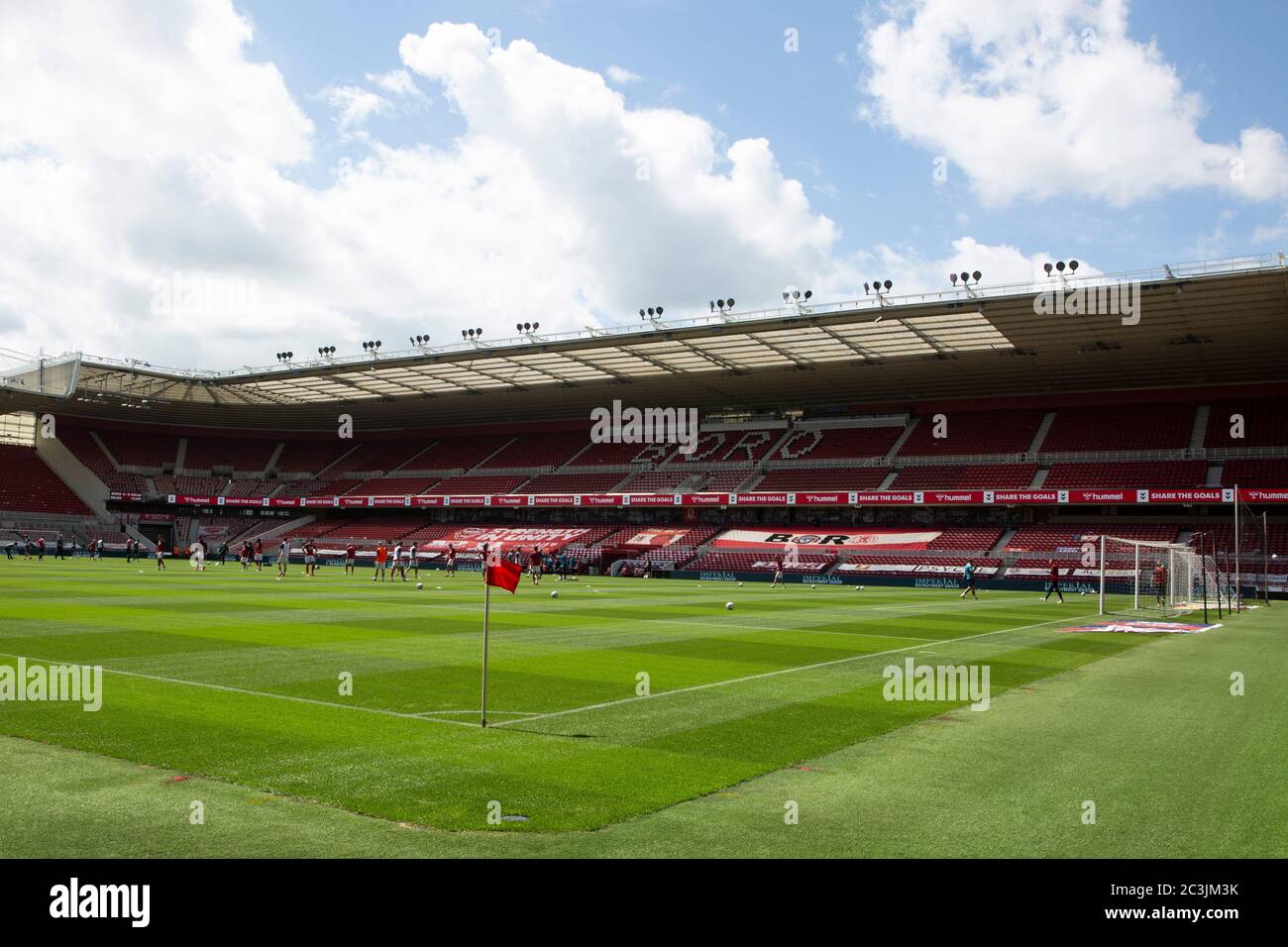 MIDDLESBROUGH, INGHILTERRA, 20 GIUGNO - una vista generale dello stadio prima della prima partita a porte chiuse durante la partita del campionato Sky Bet tra Middlesbrough e Swansea City allo stadio Riverside, Middlesbrough, sabato 20 giugno 2020. (Credit: Mark Fletcher | MI News) Credit: MI News & Sport /Alamy Live News Foto Stock