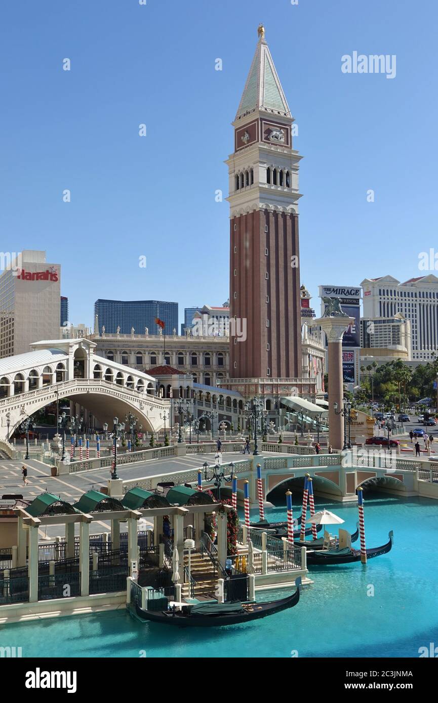 LAS VEGAS, NV -6 GIU 2020- Vista esterna di un giorno di Las Vegas, un hotel di lusso e casinò, situato a Las Vegas, Nevada, una replica di Venezia, Foto Stock