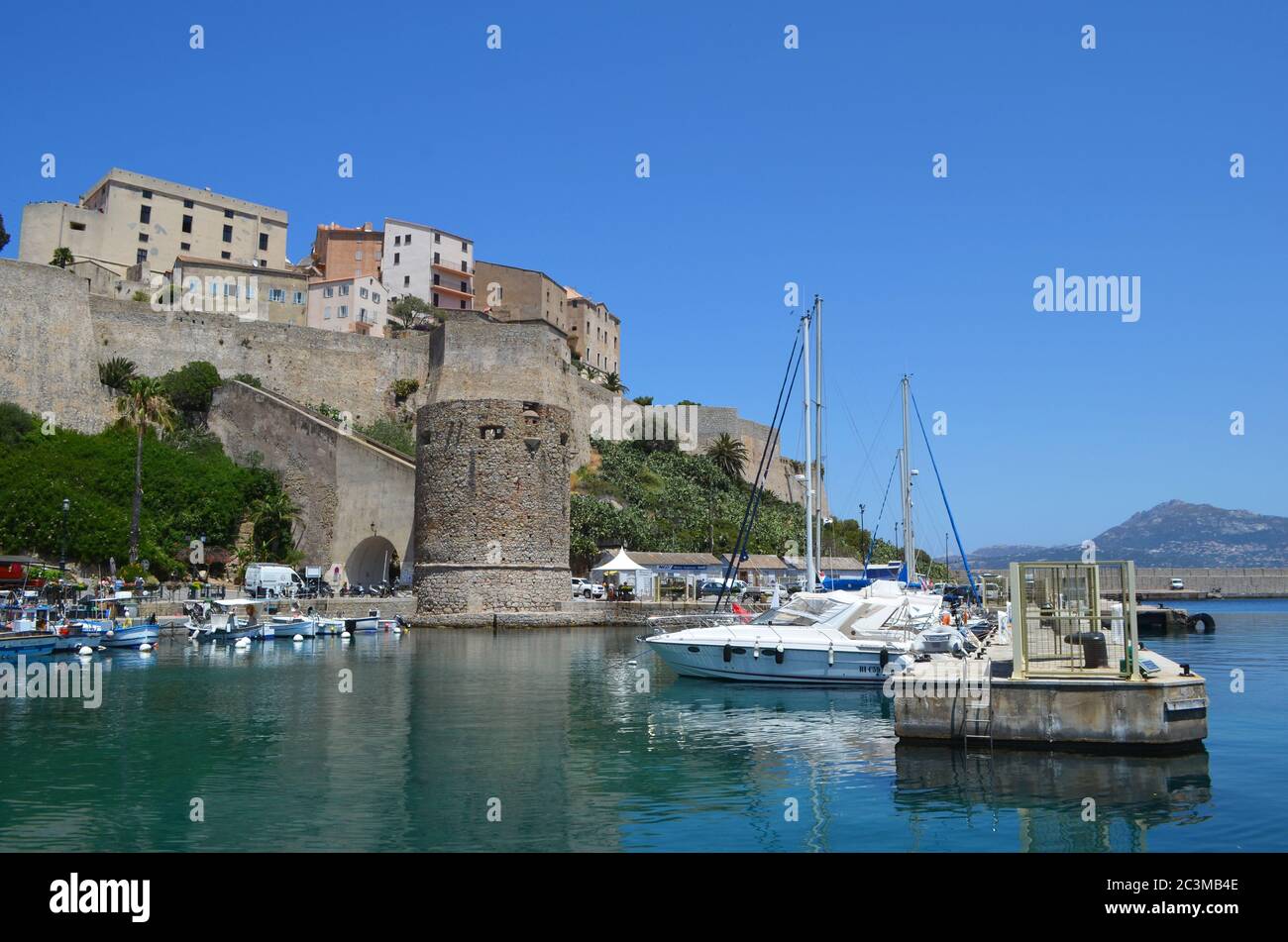 La Citadelle sopra il porto, Calvi, Corsica Foto Stock