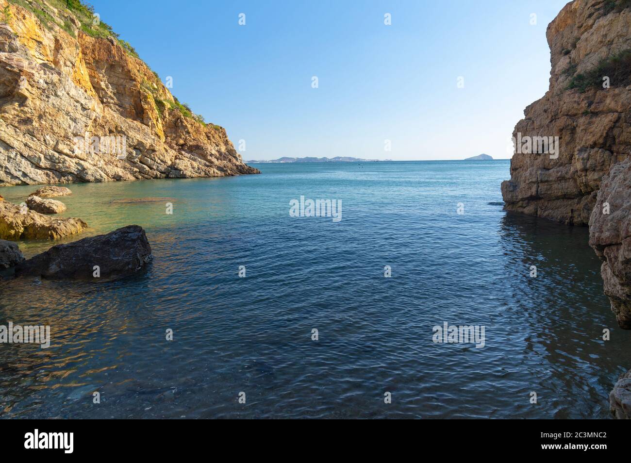 Il paesaggio di Coastal Road a fine estate Foto Stock