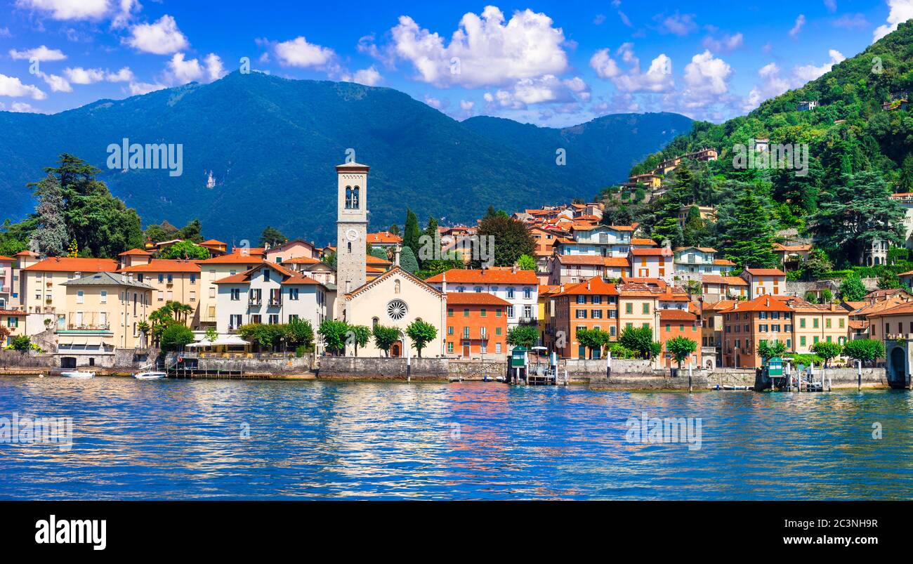 Scenario idilliaco del lago di Como, villaggio di Torno. Lombradia, Italia Foto Stock