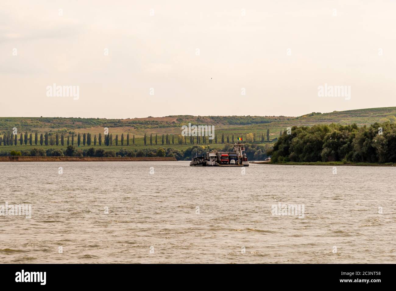 Il confine del Danubio tra Romania e Bulgaria Foto Stock