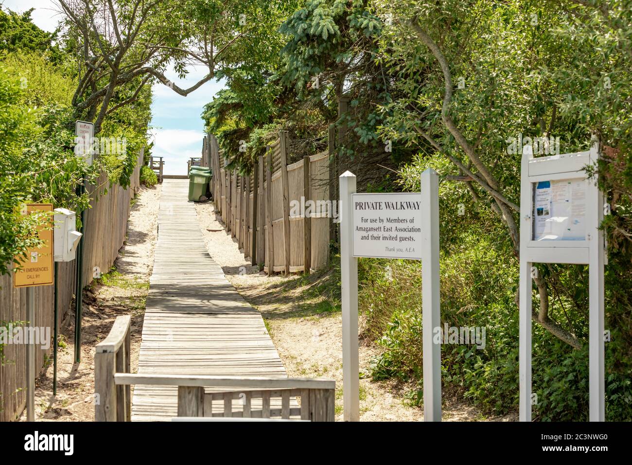 Passerella privata per una spiaggia di Amagansett, NY Foto Stock
