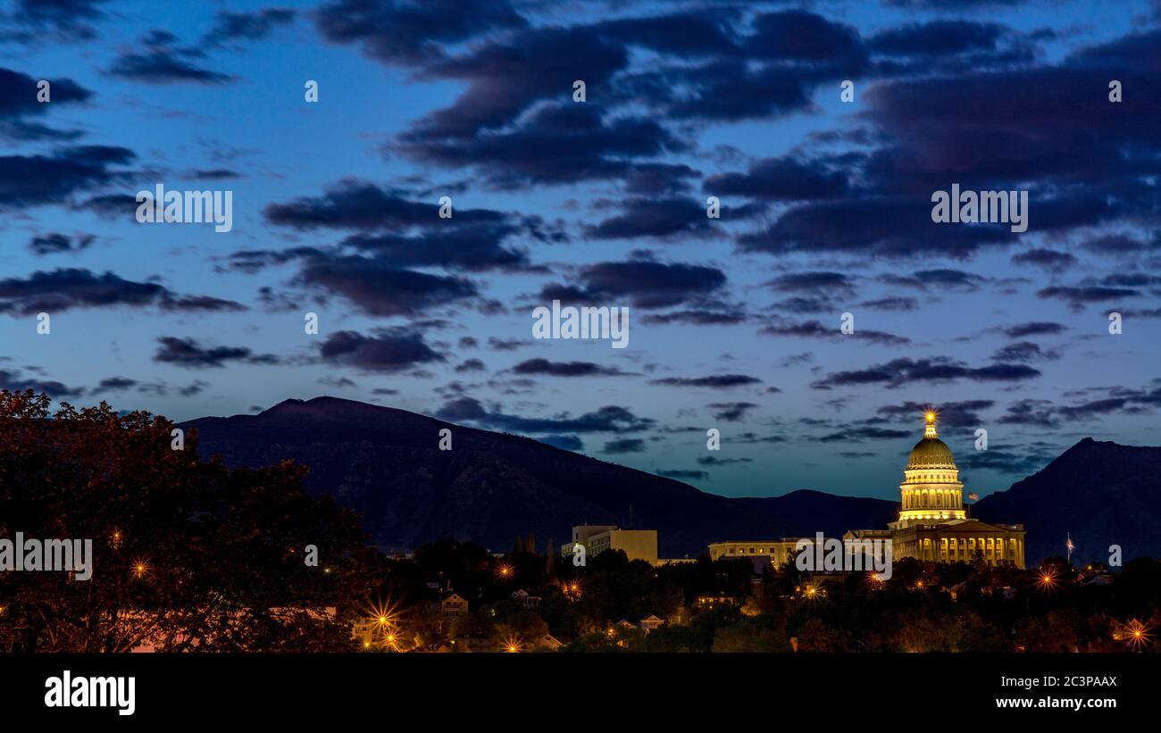 Vista unica del palazzo della capitale dello Utah di notte Foto Stock