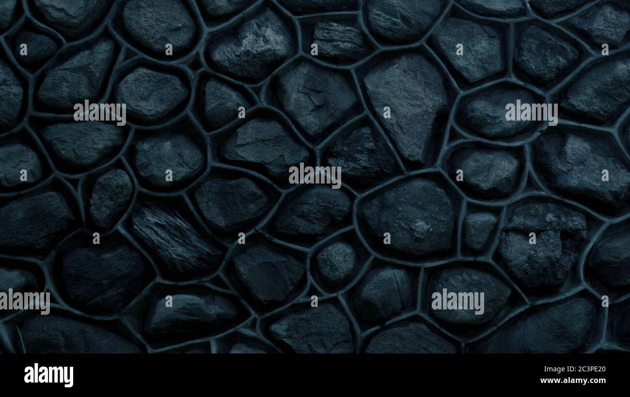 Parete ciano scuro fatta di pietra e cemento. Mosaico di rocce usate come tessere. Recinzione in pietra turchese con tonalità. Struttura decorativa in materiale naturale Foto Stock