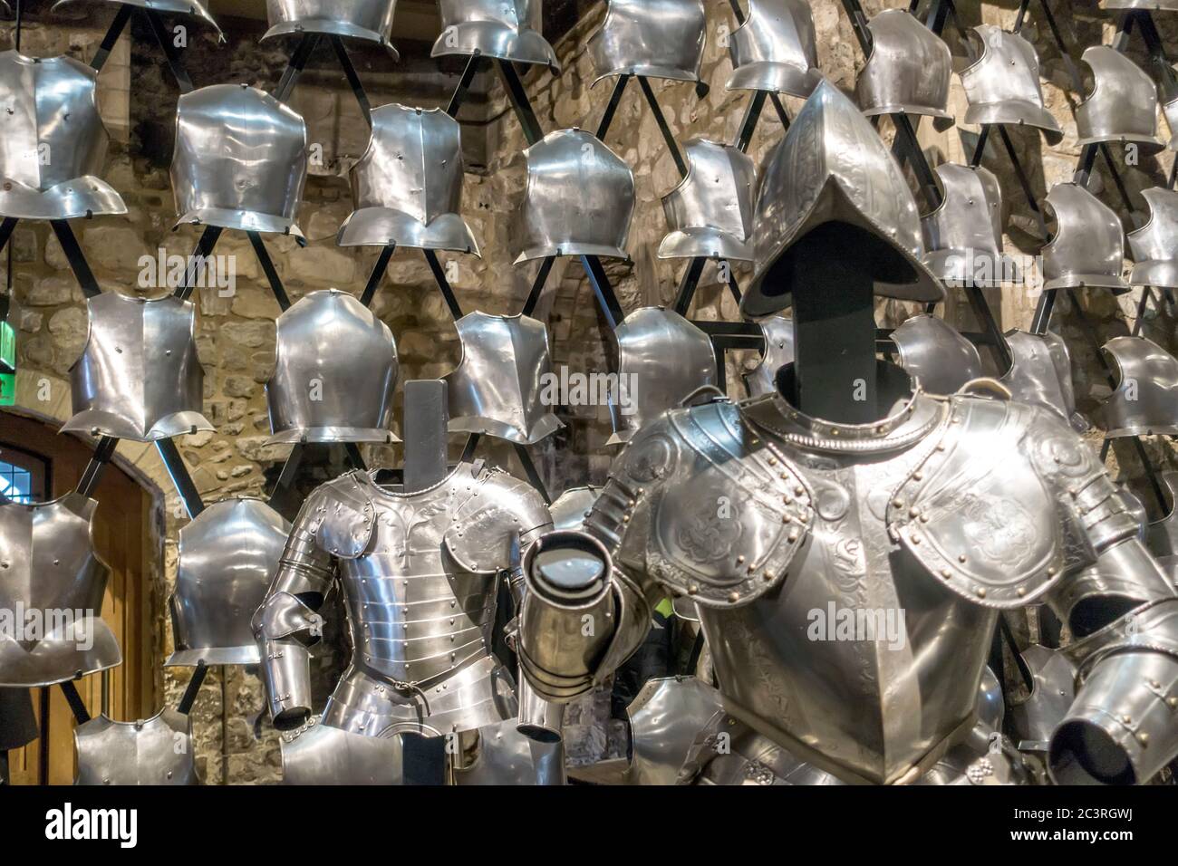 Armatura medievale esposta alla Torre di Londra, Londra, Regno Unito Foto Stock
