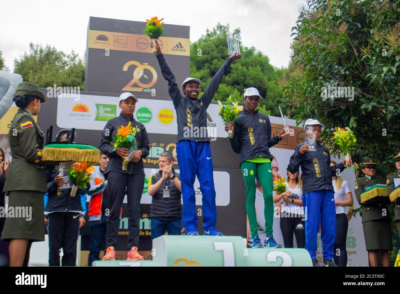 Ruth Chepngetich, vincitore dell'edizione 2019 della mezza maratona di Bogotà con un tempo di 1h:10m:39s, si trova nel bottio della mezza maratona di Bogotà del 2019 Foto Stock