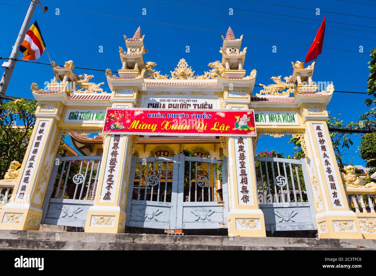 Chua Phuoc Thien, Phuoc Thien Pagoda, Nguyen Dinh Chieu, strada costiera 77, Mui ne, Vietnam, Asia Foto Stock