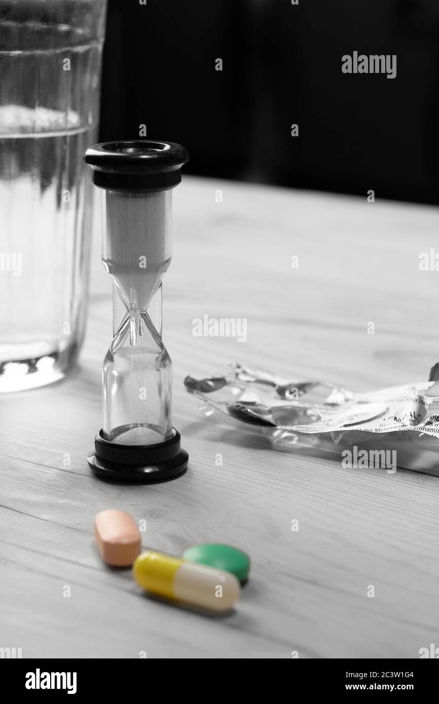 la terapia quotidiana può spingere indietro il momento della morte. durata limitata, fuoco selettivo Foto Stock