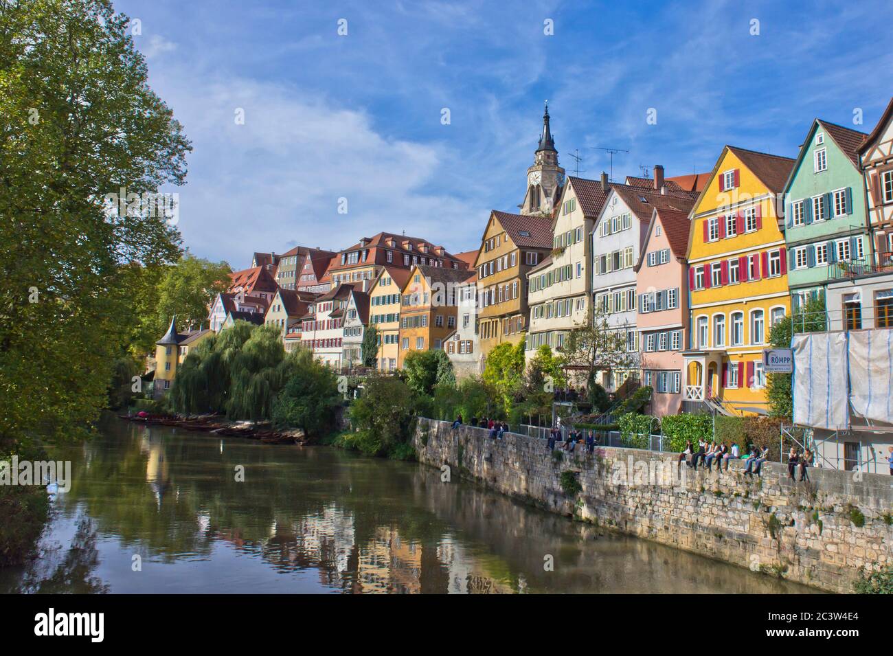 Tübingen, vista sulla città vecchia sul fiume, Germania Foto Stock