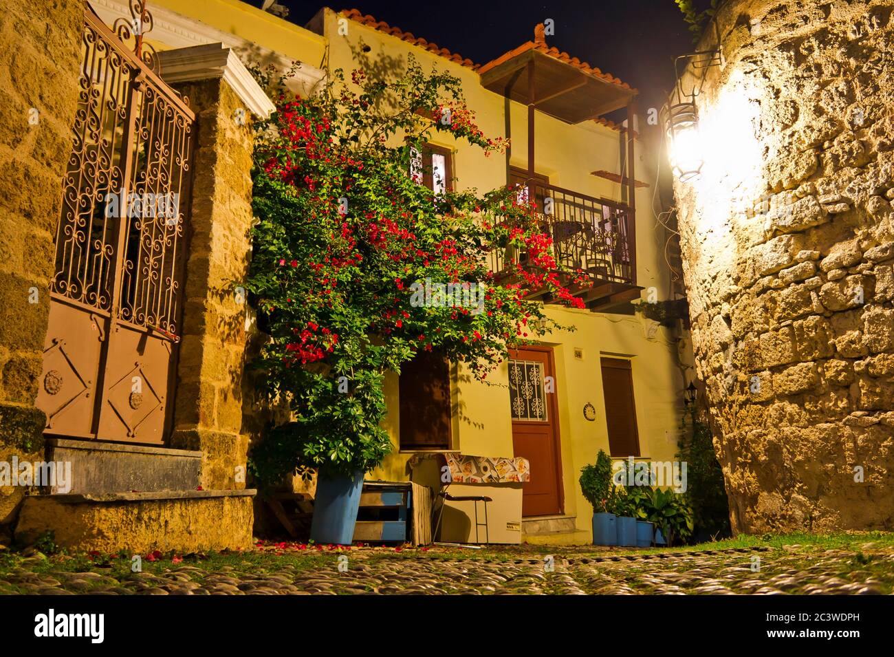 Città vecchia di Rodi di notte, Grecia Foto Stock