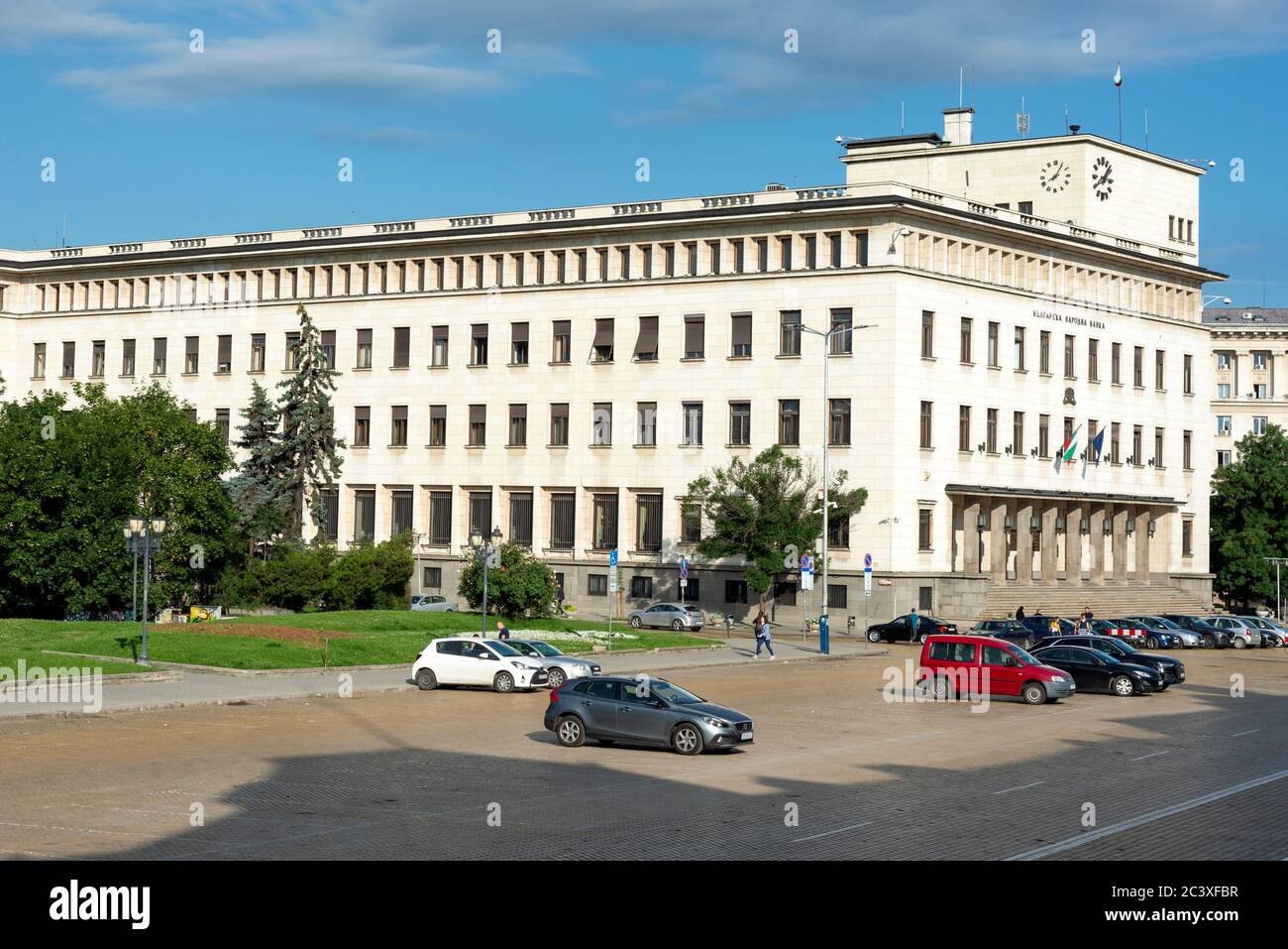 Vista generale dell'edificio della Banca nazionale bulgara in Piazza Battenberg, nella capitale Sofia, come banca centrale in Bulgaria, Europa orientale Foto Stock