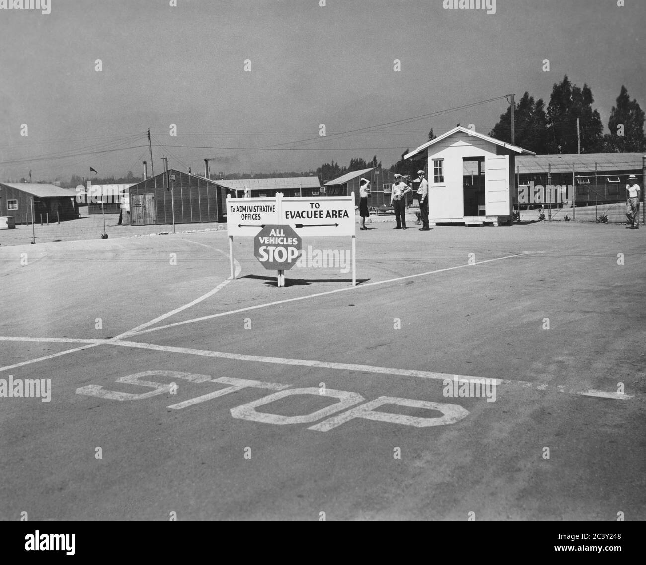 Centro di assemblaggio per gli evacuati di Ancestry Giapponese, Pomona, California, USA, U.S. Army Signal Corps, 1942 Foto Stock