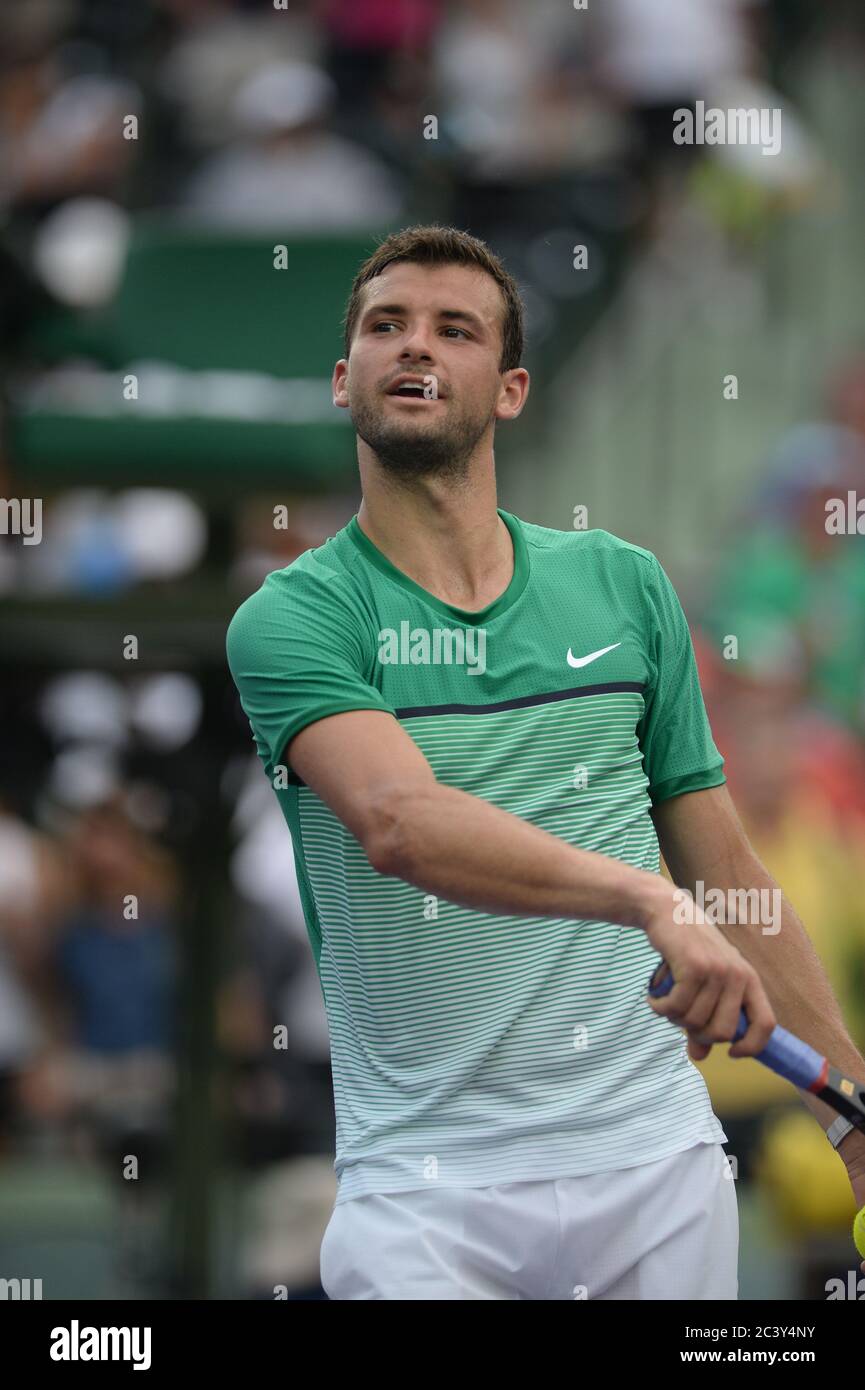 KEY BISCAYNE, FL - MARZO 28: Grigor Dimitrov della Bulgaria sconfigge Andy Murray della Gran Bretagna giorno 8 del Miami Open presentato da Itau al Crandon Park Tennis Center il 28 Marzo 2016 a Key Biscayne, Florida. Persone: Grigor Dimitrov credito: Storms Media Group/Alamy Live News Foto Stock