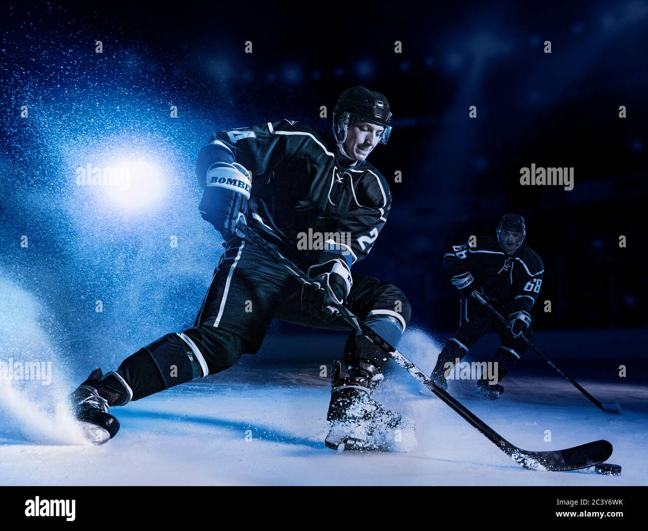 I giocatori di hockey su ghiaccio Foto Stock