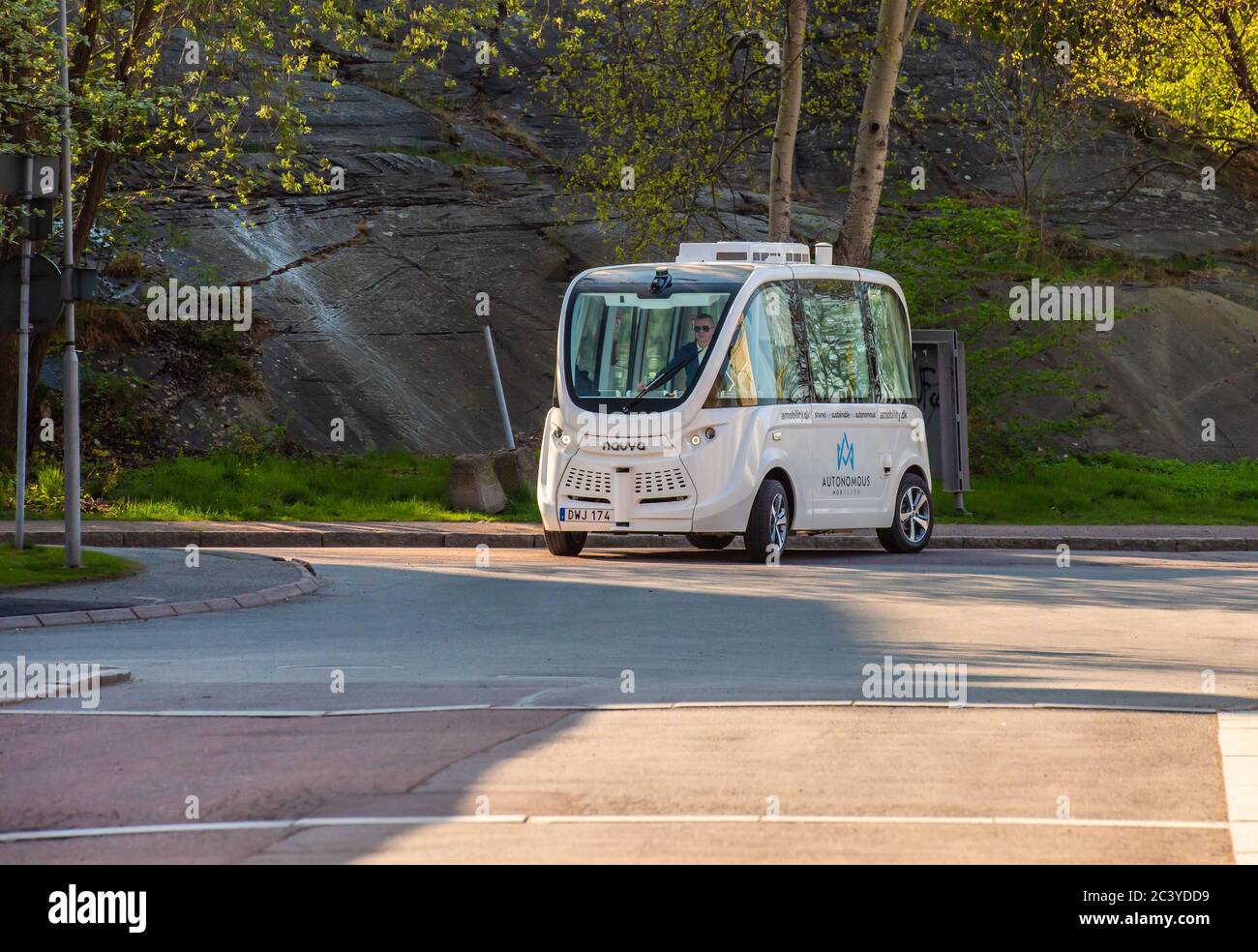 Gothenburg, Svezia - Aprile 29 2019: Navetta autonoma Navya arma al campus della Chalmers University of Technology Lindholmen. Foto Stock