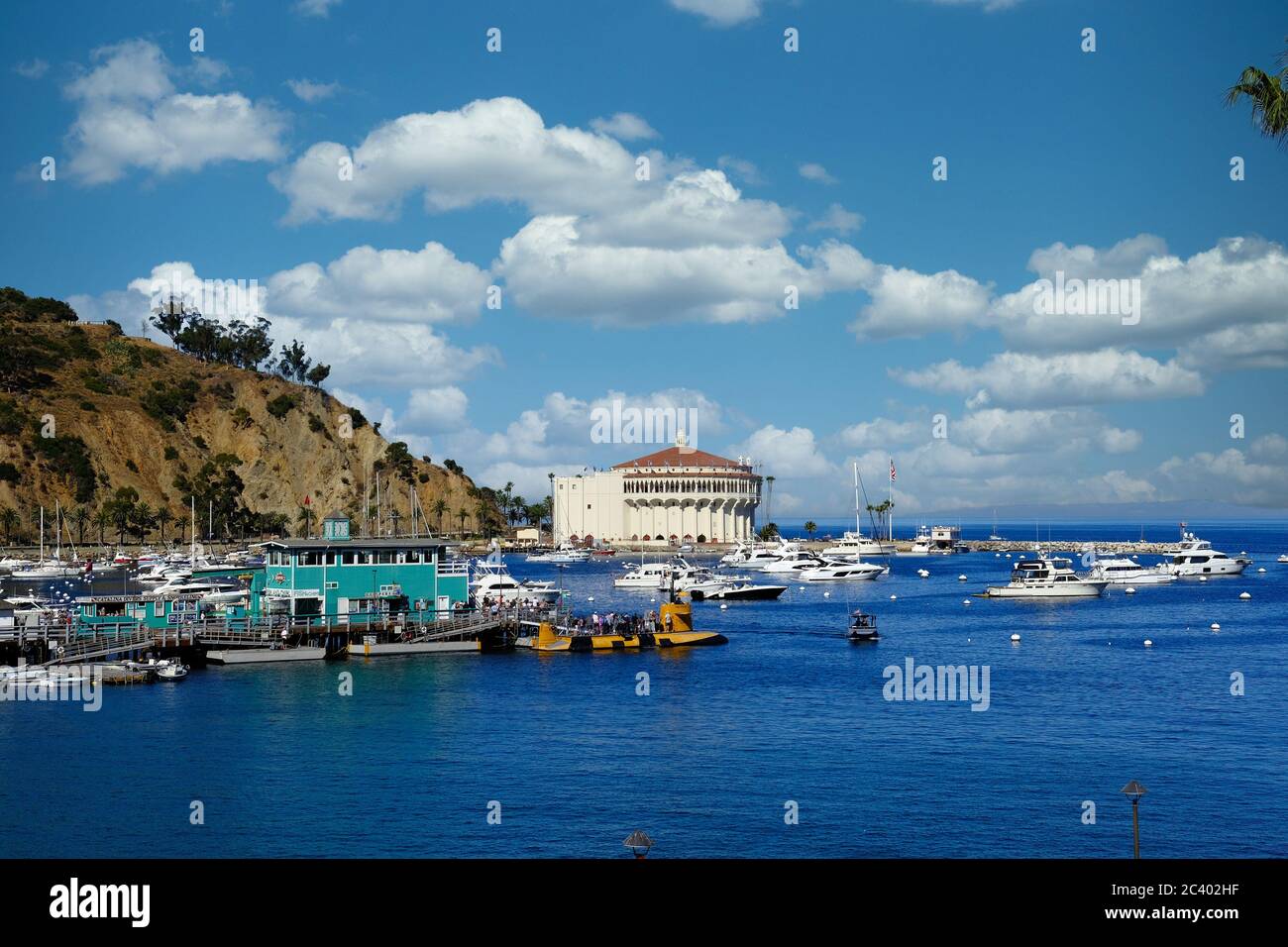 Turisti sul sottomarino giallo Foto Stock