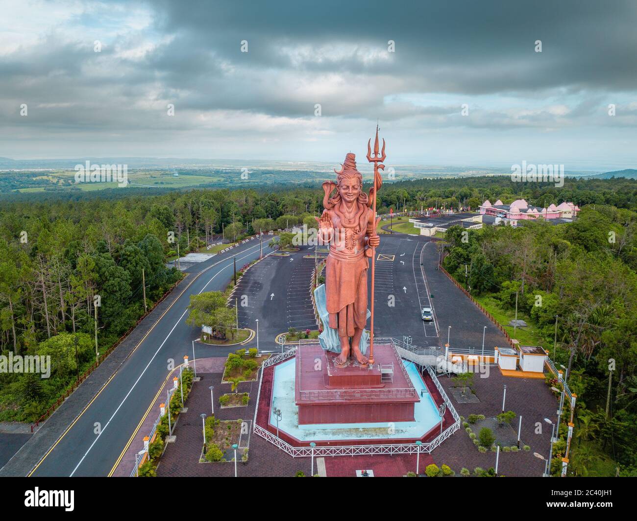 Enorme statua di Shiva nel grande tempio di Bassin, Mauritius. Ganga talao. Foto Stock