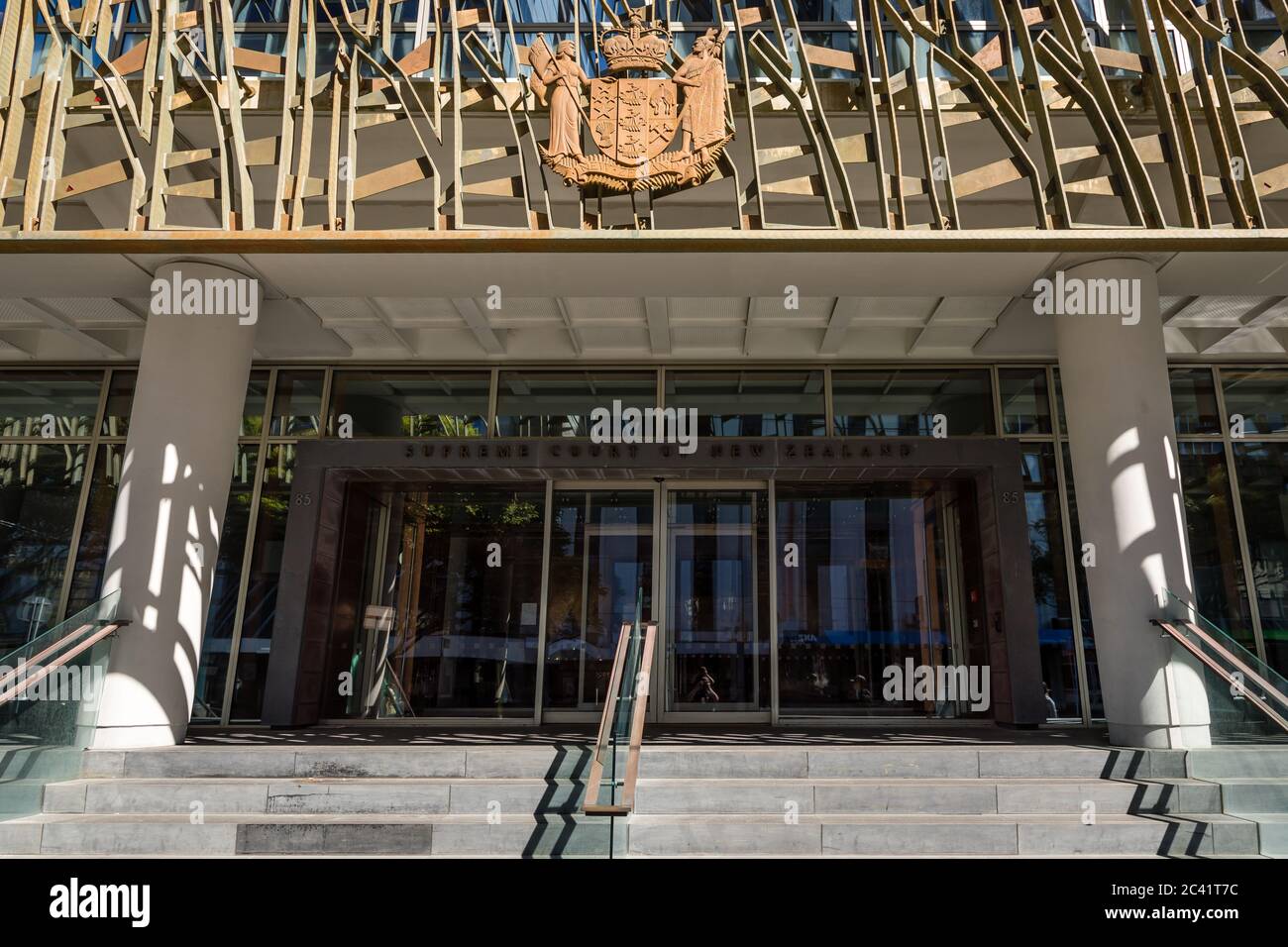 Wellington, Nuova Zelanda: Ingresso alla Corte Suprema della Nuova Zelanda, aperta il 18 gennaio 2010 dal Principe William Foto Stock