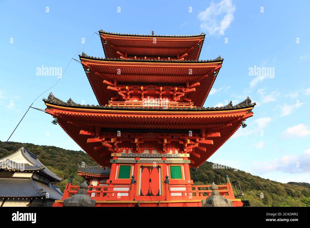 Kyoto, Giappone - 15 Aprile 2018 : Tempio Kiyomizu a Kyoto Giappone. E' una famosa attrazione turistica, a Kyoto. Il tempio fu costruito nel 778 senza Foto Stock