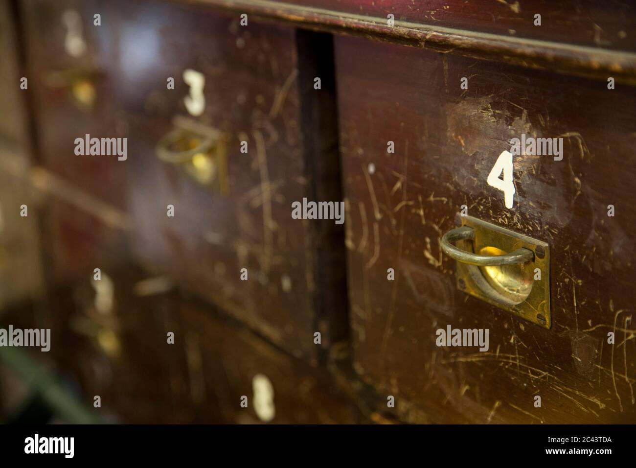 Cassetti numerati Foto Stock