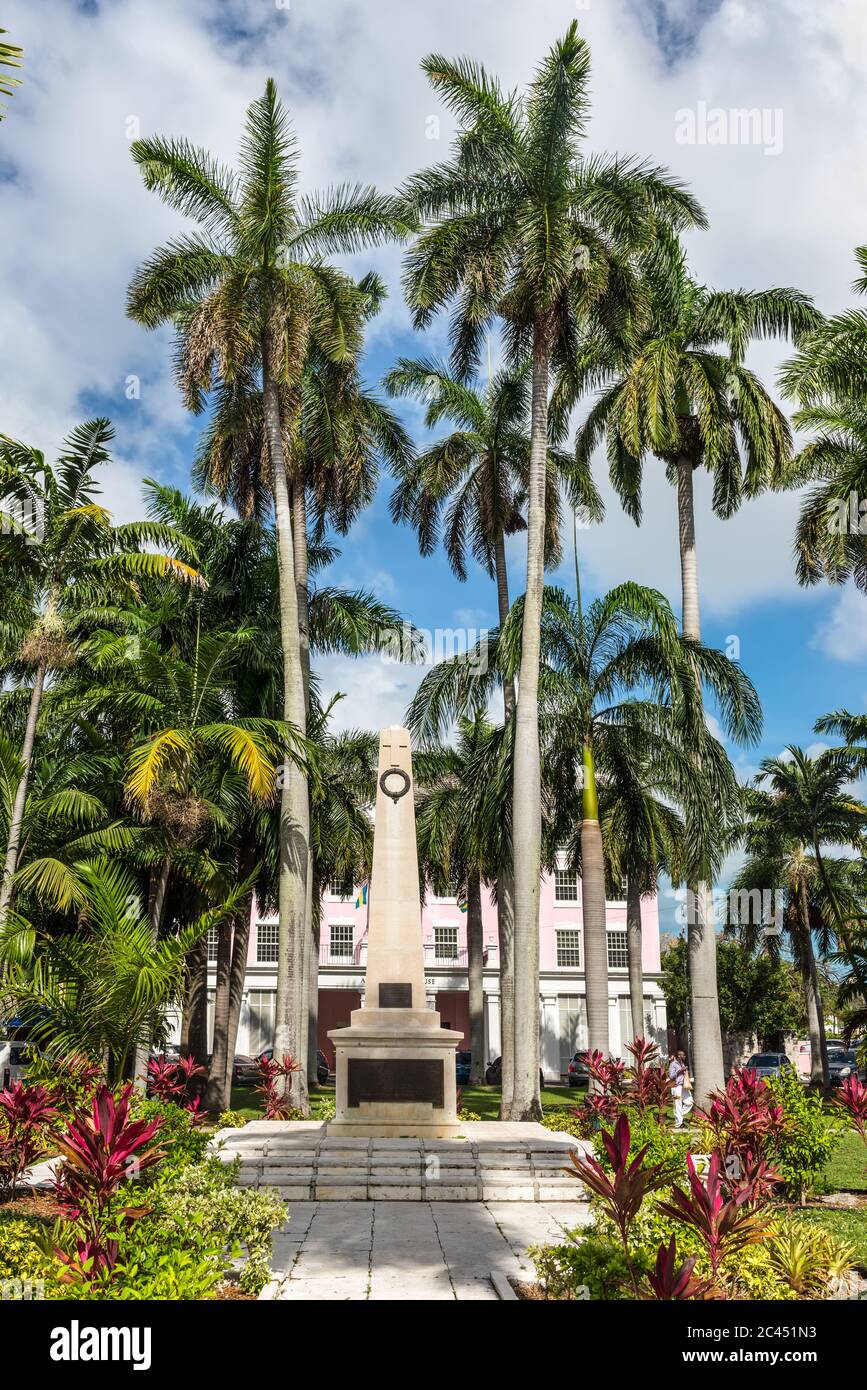 Nassau, Bahamas - 3 maggio 2019: Rendere omaggio agli eroi di guerra del Bahama: Un monumento concreto che onora i veterani delle Bahamas che hanno combattuto nella prima guerra mondiale e nella seconda guerra mondiale. Foto Stock