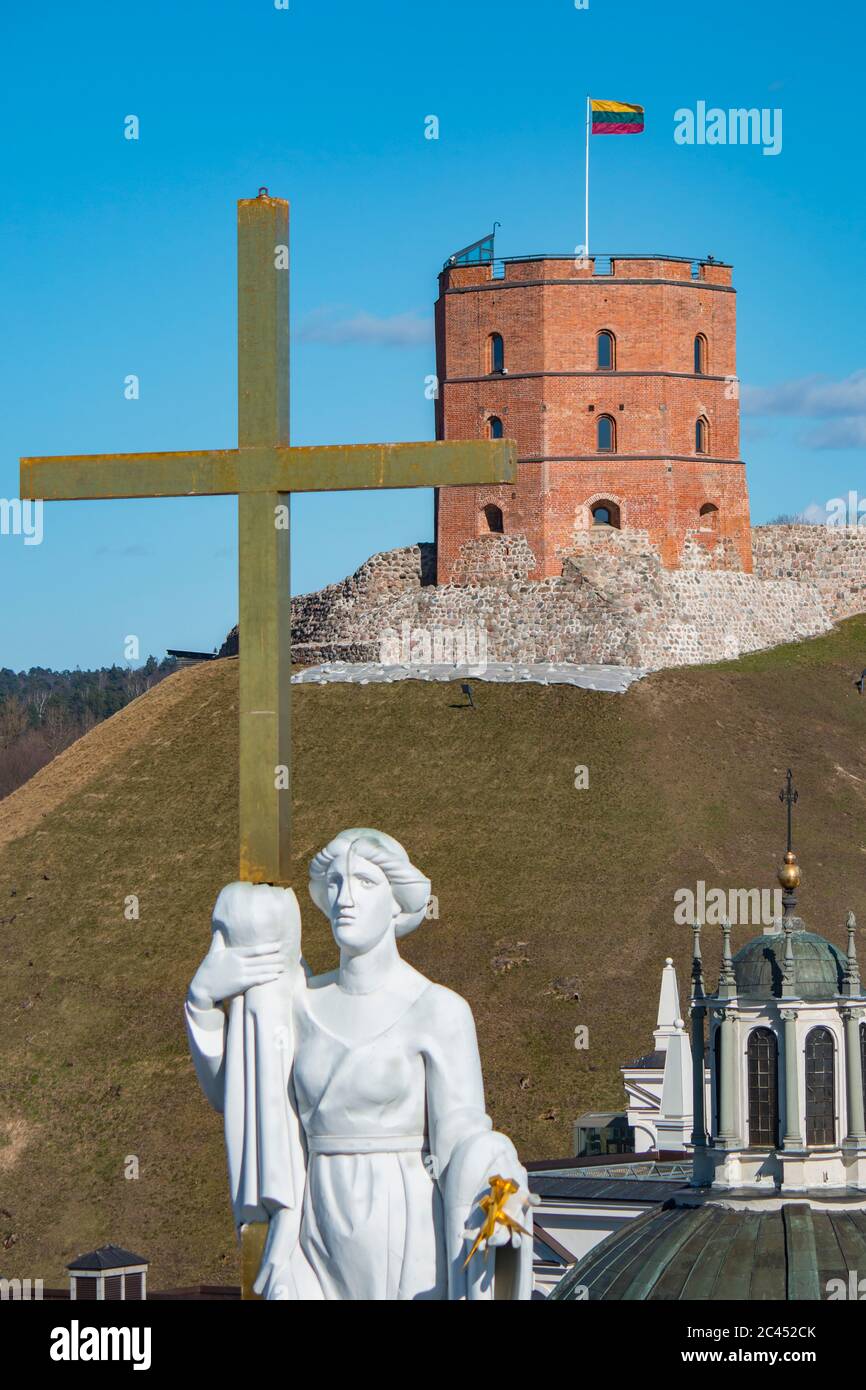 VILNIUS, LITUANIA . Vista aerea a Vilnius. Panorama di Vilnius: Castello Gediminas. Foto Stock