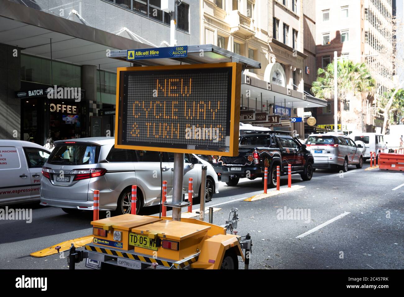 Sydney installa dei ciclovie pop-up per ridurre al minimo la pressione sui trasporti pubblici durante la pandemia della covid 19, Sydney, Australia Foto Stock