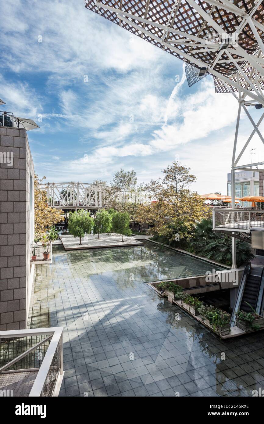 Piscina d'acqua al casinò, Barcellona, Spagna Foto Stock
