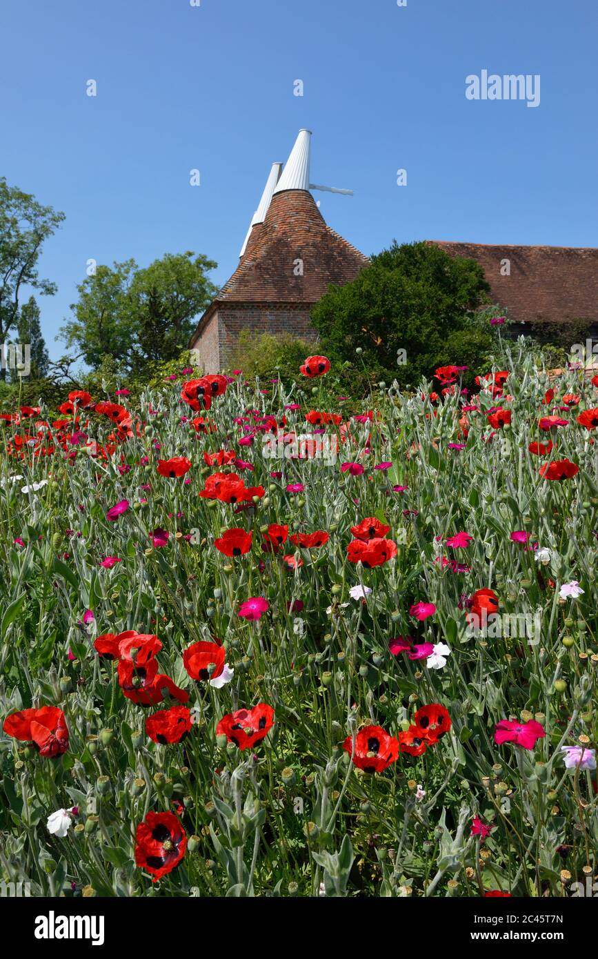 The Oast House at Great Dixter House & Gardens, Northiam, East Sussex, Inghilterra, Regno Unito Foto Stock