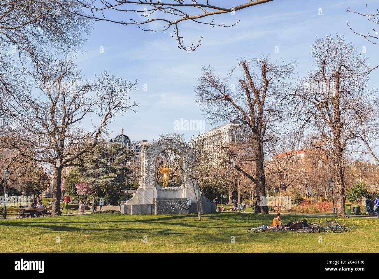 Stadtgarten a Vienna in un pomeriggio di sole Foto Stock