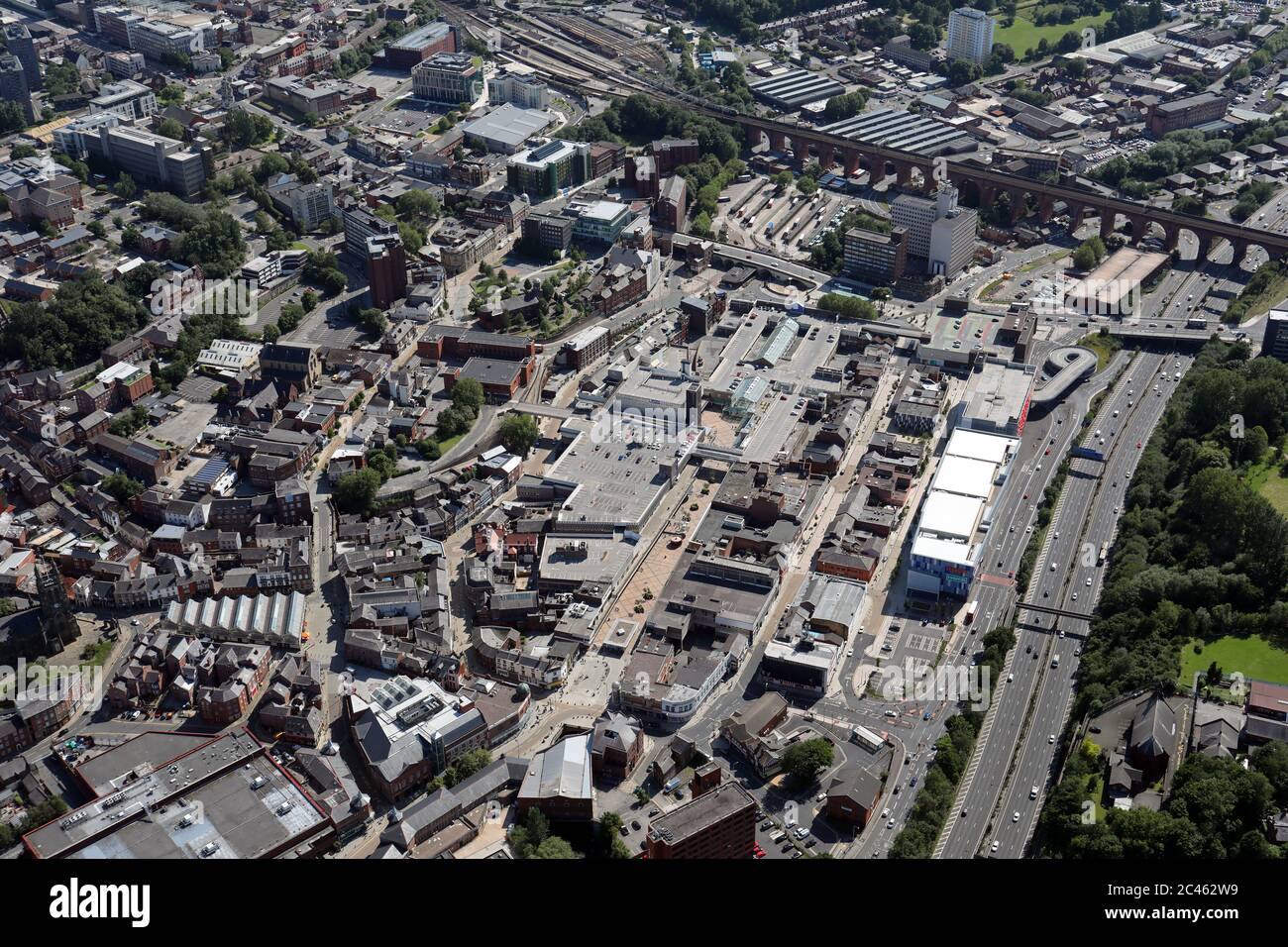 Vista aerea del Merseyway Shopping Centre a Stockport vicino a Manchester Foto Stock