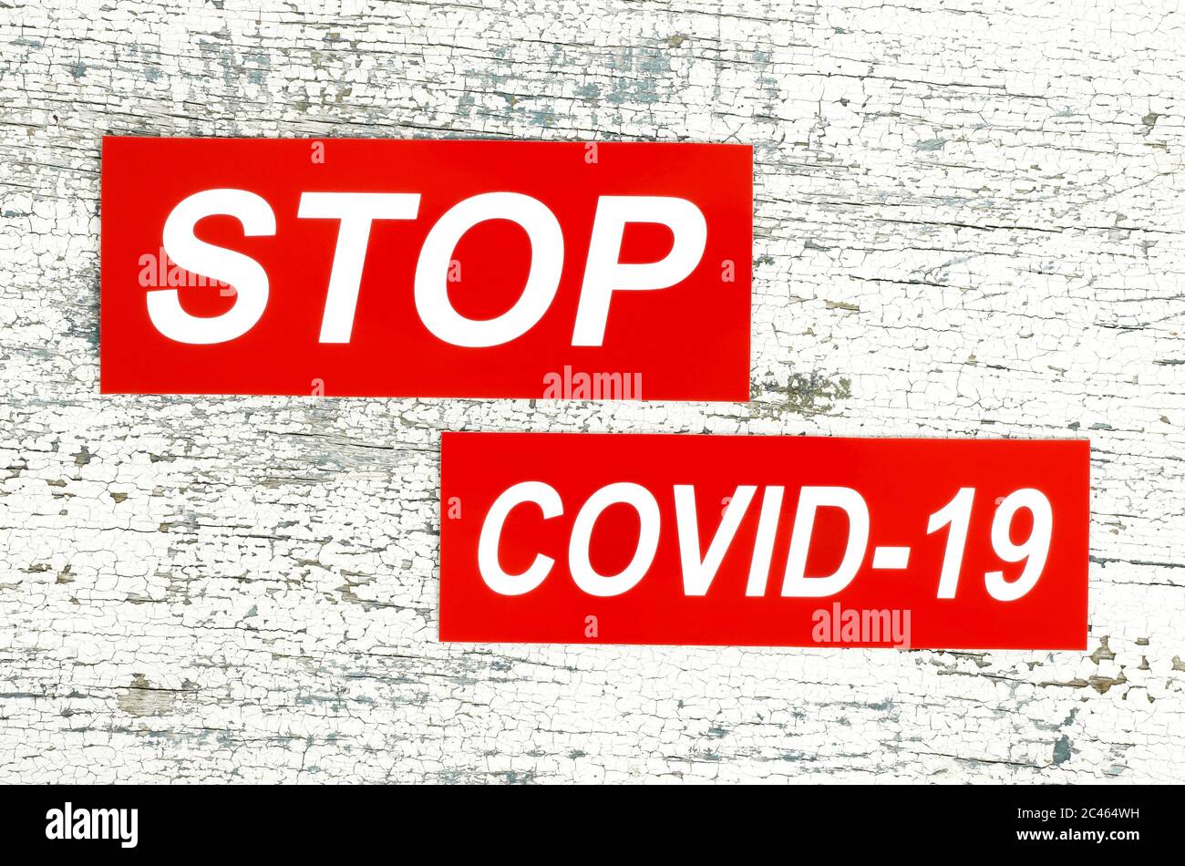 Stop virus Covid-19 Concept, su sfondo di legno primo piano Foto Stock