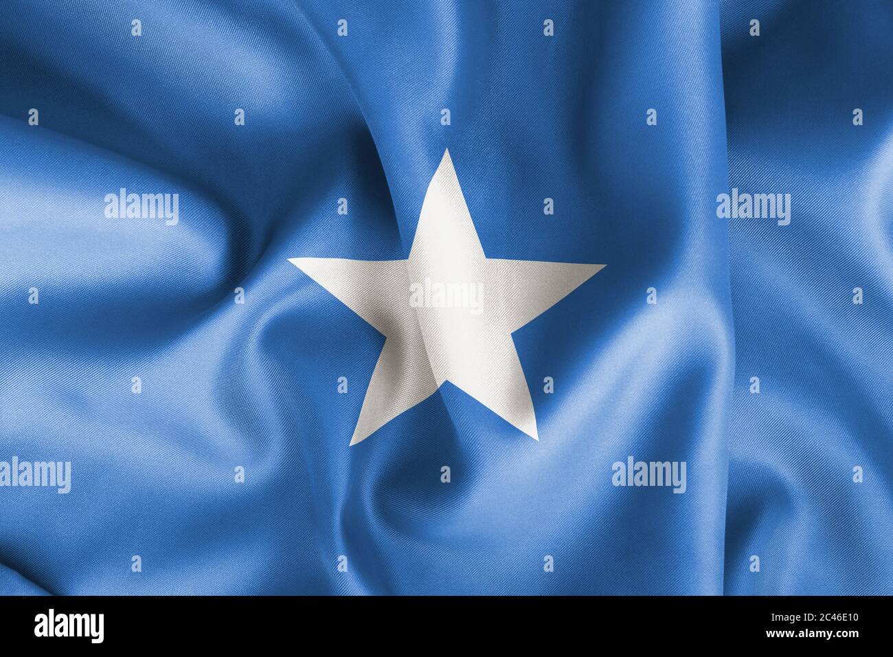 La trama della bandiera somala è crespata e sbriciolata con luce e ombre Foto Stock