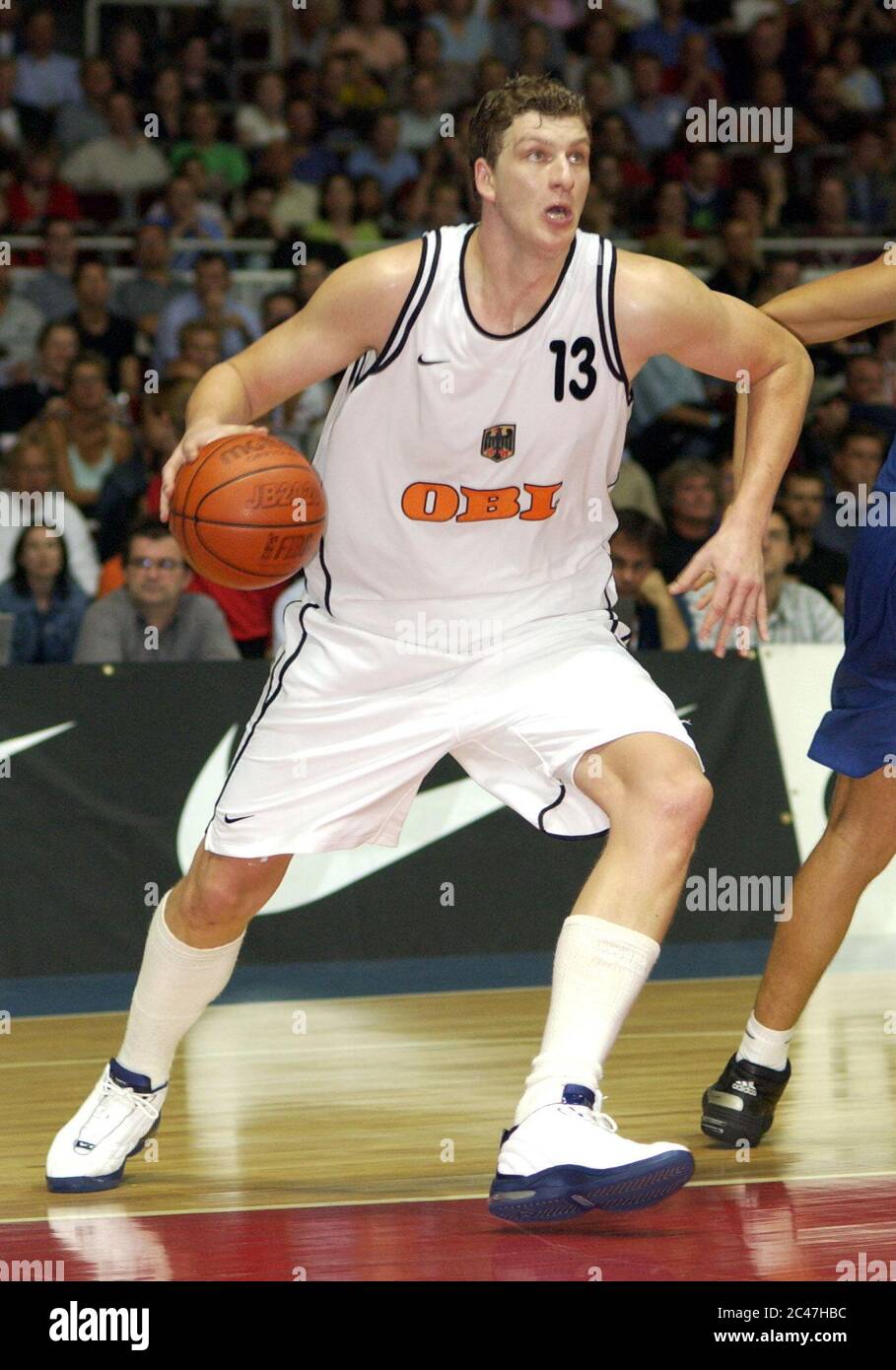 Westfalenhalle Dortmund Germania 21.8.2002, Pallacanestro, Germania vs Grecia - PATRICK FEMERLING (GER) Foto Stock