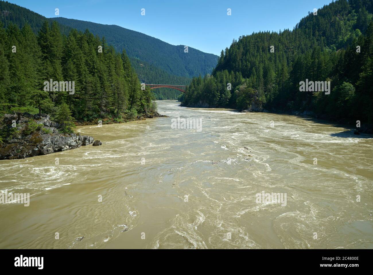 Alexandra Bridge Trans Canada Highway BC. L'Alexandra Bridge attraversa il fiume Fraser vicino a Boston Bar, British Columbia, Canada. Foto Stock