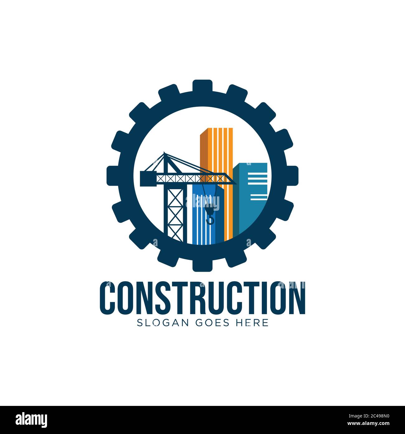 Design del logo della costruzione con edifici e gru all'interno del pignone dentato, logo industriale pesante, illustrazione vettoriale Illustrazione Vettoriale