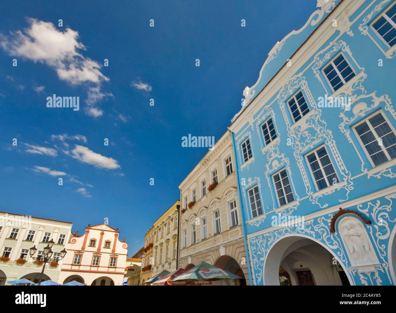 Facciate di case a Masarykovo namesti a Nový Jičín, Moravskoslezský kraj, Repubblica Ceca Foto Stock