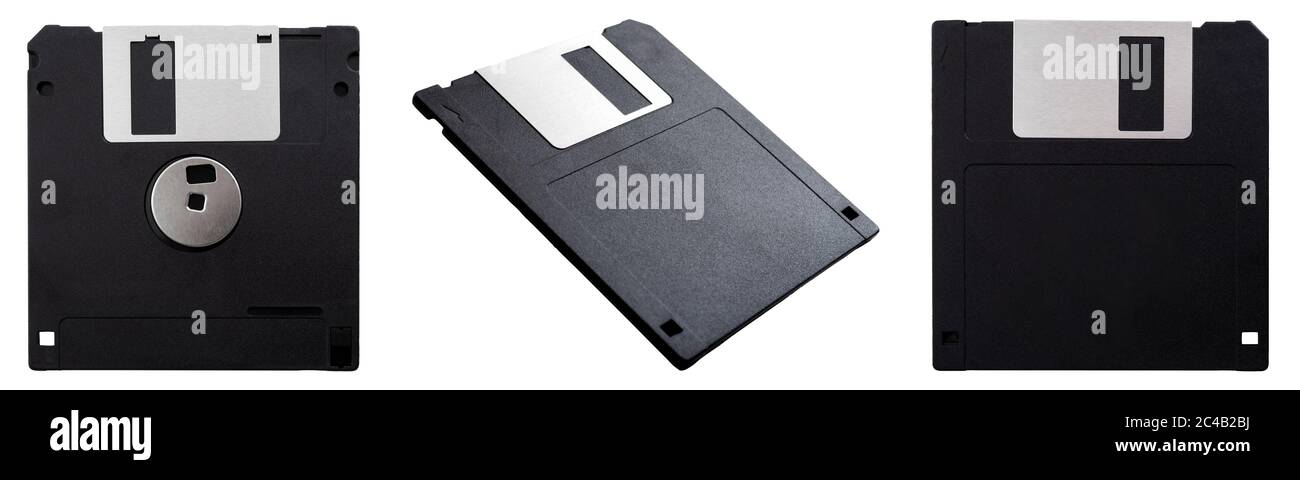 Tecnologia obsoleta di memorizzazione dei dati, media digitale retrò e concetto di nostalgia con un floppy disk inclinato isolato su sfondo bianco da angolature multiple Foto Stock